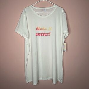 NWT LuLaRoe LIV Top in Classic White